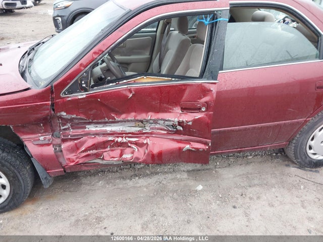 1999 Toyota Camry Le მანქანა იყიდება აუქციონზე, vin: JT2BG22K1X0354787, აუქციონის ნომერი: 12600166