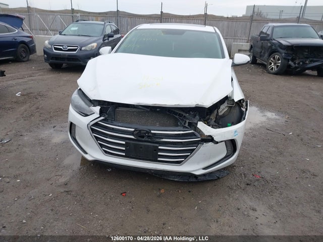 KMHD84LF7JU568558 Hyundai Elantra Gl Se