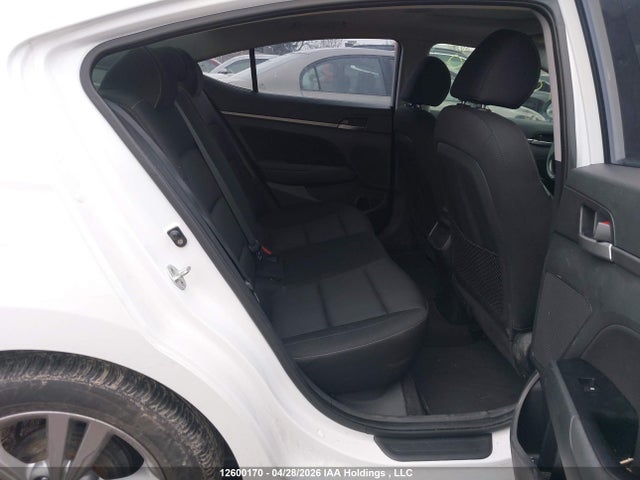 KMHD84LF7JU568558 Hyundai Elantra Gl Se