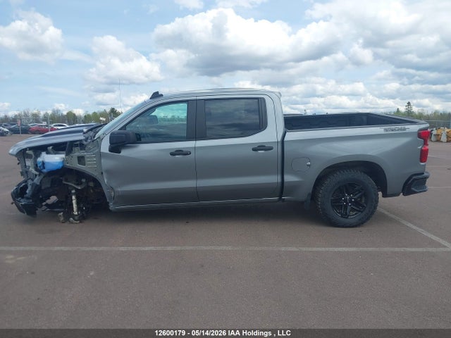 3GCUKCED3TG179207 Chevrolet Silverado 1500 4wd Custom Trail Boss