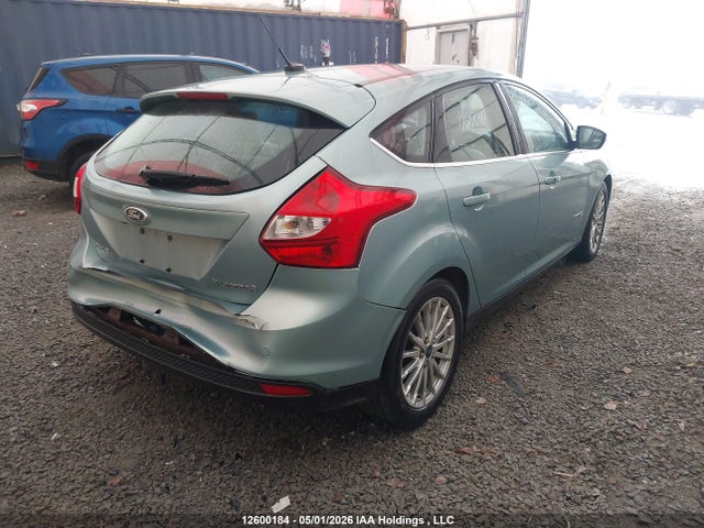 12600184 :رقم المزاد ، 1FAHP3R48CL363824 vin ، 2012 Ford Focus Electric مزاد بيع