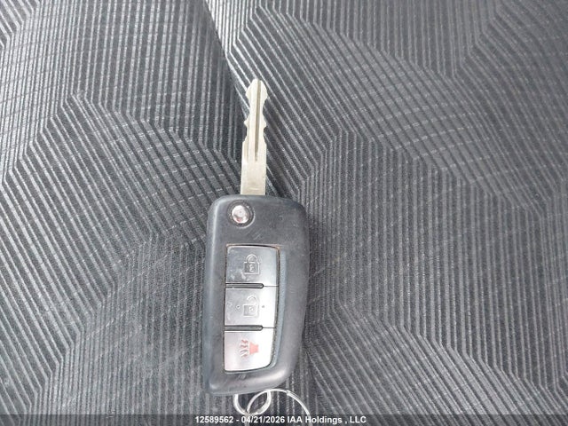 12589562 :رقم المزاد ، 5N1AT2MT5FC886119 vin ، 2015 Nissan Rogue S/sv مزاد بيع