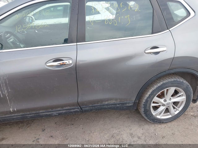 12589562 :رقم المزاد ، 5N1AT2MT5FC886119 vin ، 2015 Nissan Rogue S/sv مزاد بيع