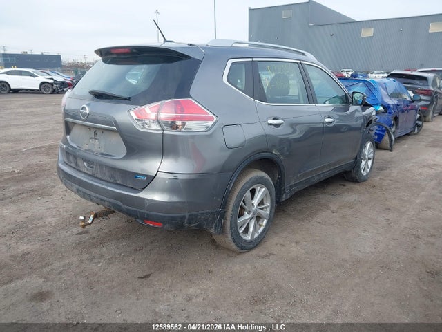 12589562 :رقم المزاد ، 5N1AT2MT5FC886119 vin ، 2015 Nissan Rogue S/sv مزاد بيع