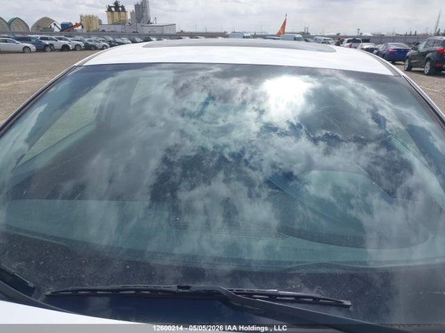 KMHLN4AJ9NU015458 Hyundai Elantra Limited