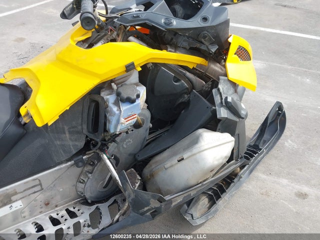 2010 Skidoo  მანქანა იყიდება აუქციონზე, vin: 2BPSGAAE6AV000216, აუქციონის ნომერი: 12600235