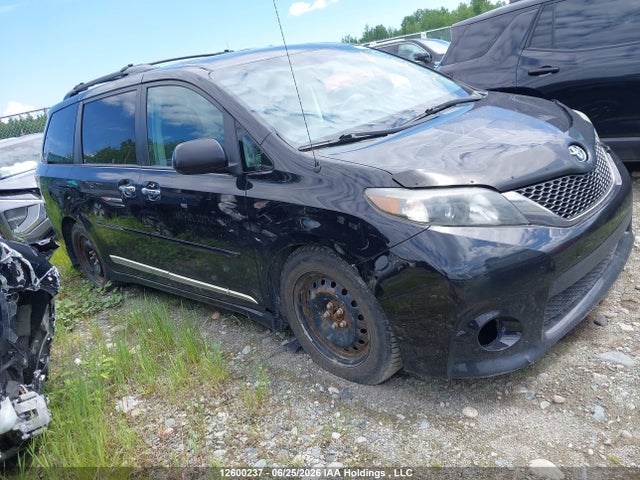 2014 Toyota Sienna Sport მანქანა იყიდება აუქციონზე, vin: 5TDXK3DC7ES438632, აუქციონის ნომერი: 12600237