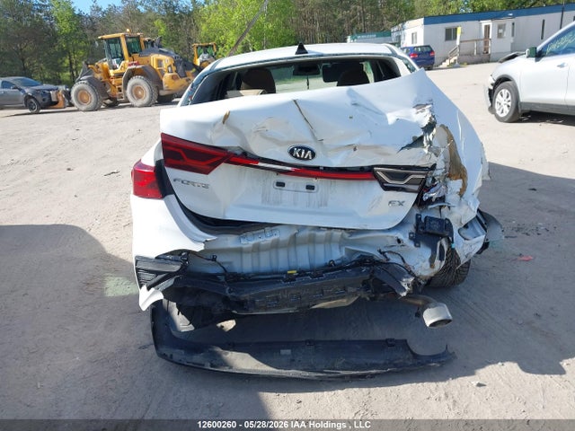 3KPF54AD6ME294294 KIA Forte