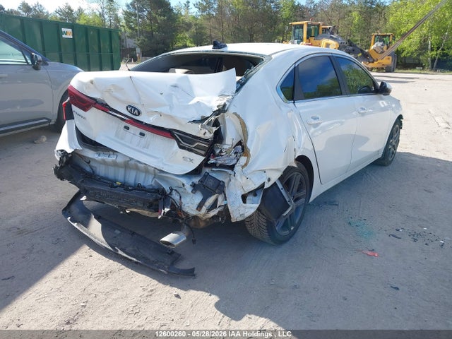 3KPF54AD6ME294294 KIA Forte