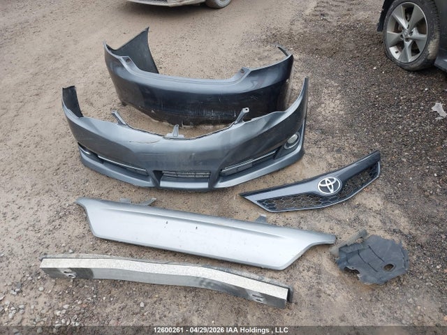 12600261 :رقم المزاد ، 4T1BF1FK6CU049251 vin ، 2012 Toyota Camry Se/le/xle مزاد بيع