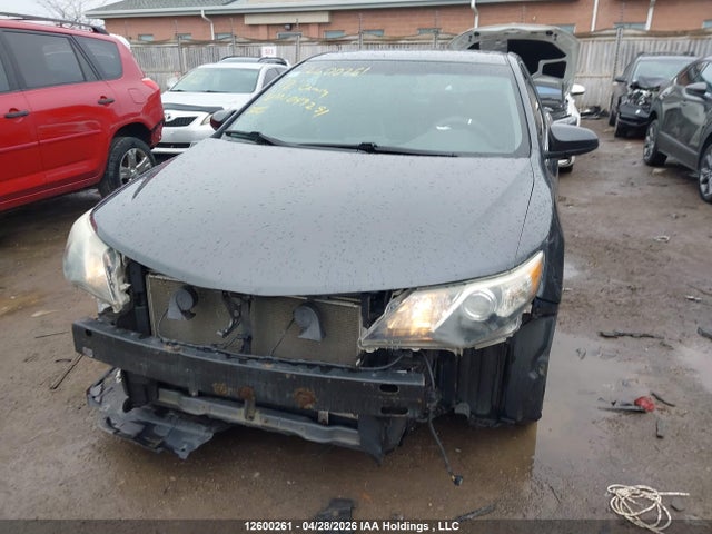 12600261 :رقم المزاد ، 4T1BF1FK6CU049251 vin ، 2012 Toyota Camry Se/le/xle مزاد بيع
