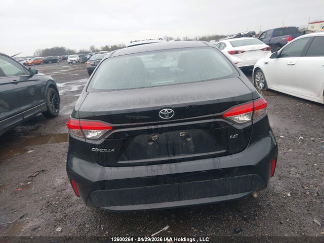 5YFBPMBE6NP338309 Toyota COROLLA LE