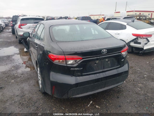 5YFBPMBE6NP338309 Toyota COROLLA LE