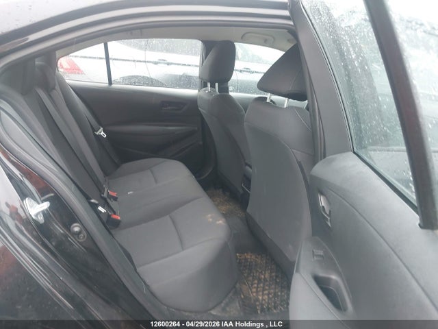 5YFBPMBE6NP338309 Toyota COROLLA LE