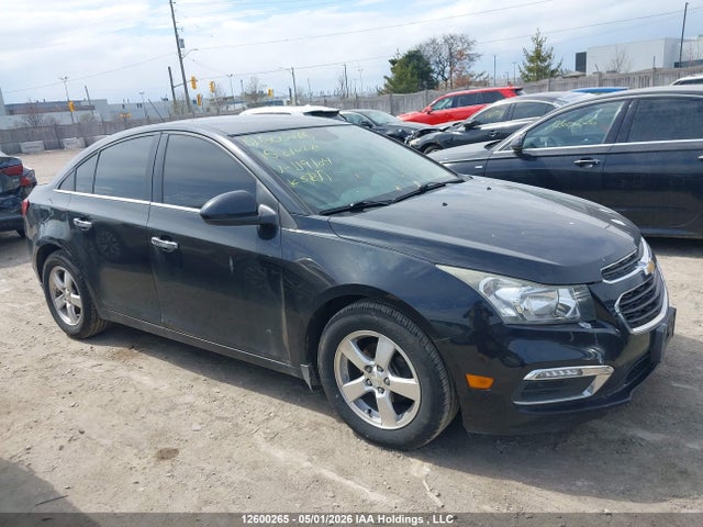 1G1PC5SBXF7119104 Chevrolet Cruze 1lt