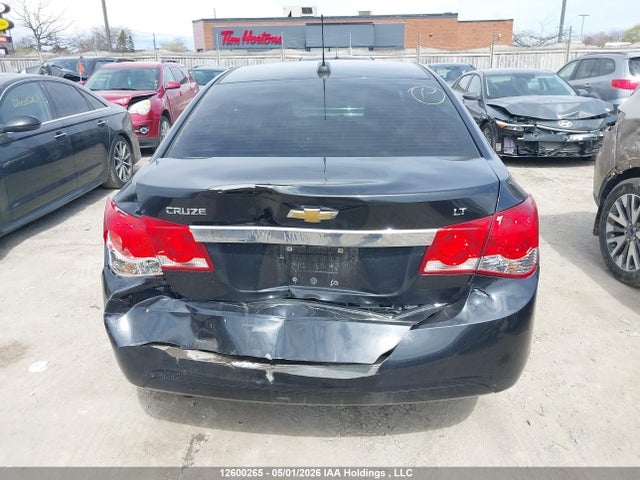 1G1PC5SBXF7119104 Chevrolet Cruze 1lt