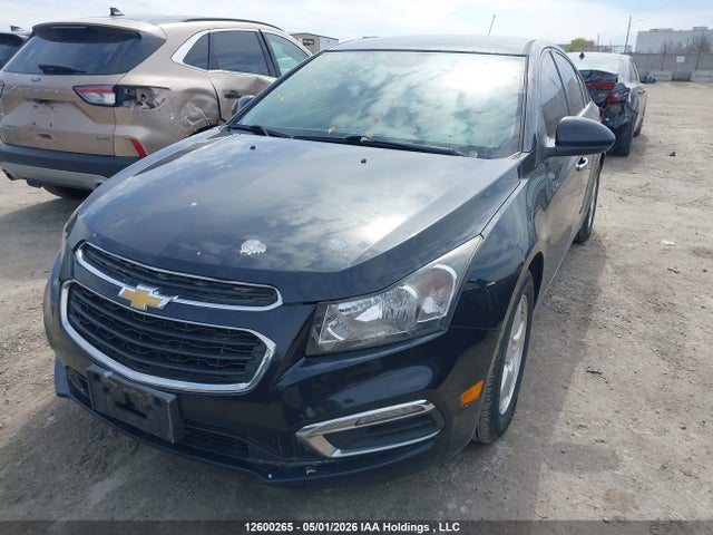 1G1PC5SBXF7119104 Chevrolet Cruze 1lt