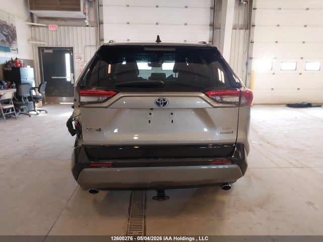 12600276 :رقم المزاد ، 2T3RWRFVXMW114781 vin ، 2021 Toyota Rav4 Hybrid Xle مزاد بيع