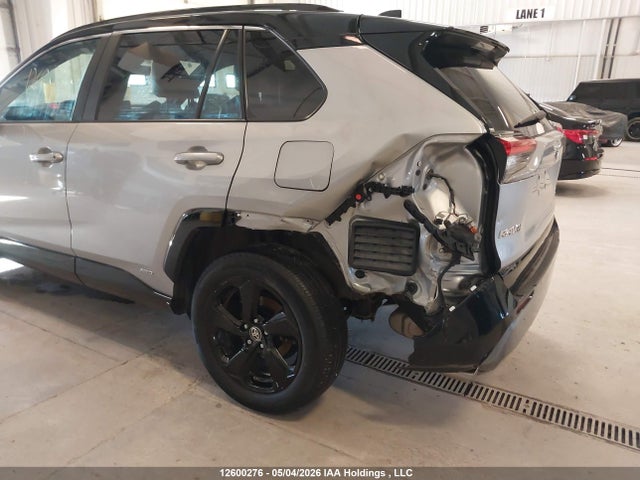 12600276 :رقم المزاد ، 2T3RWRFVXMW114781 vin ، 2021 Toyota Rav4 Hybrid Xle مزاد بيع