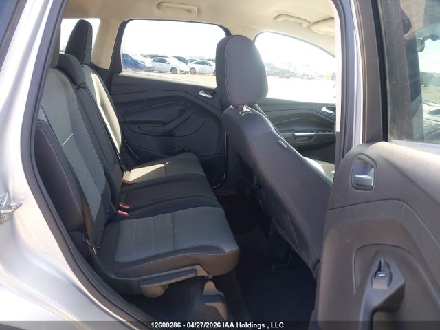 12600286 :رقم المزاد ، 1FMCU9GX7FUC83874 vin ، 2015 Ford Escape Se مزاد بيع