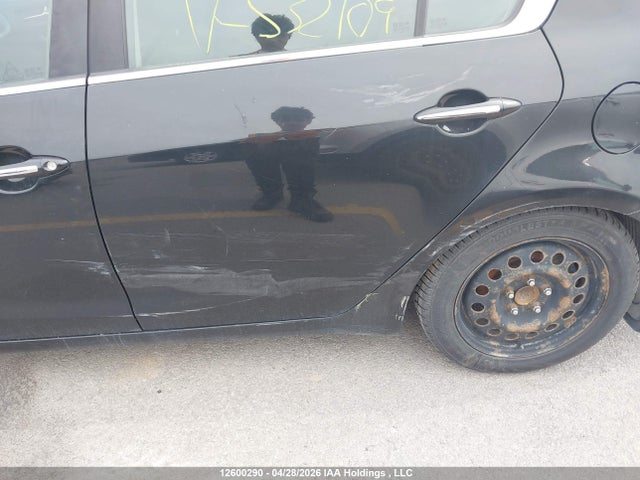 KNAFX4A81G5532109 KIA FORTE EX