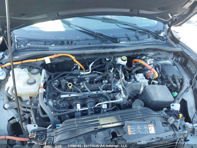 1FMCU9JZ3PUA89208 Ford Escape Platinum
