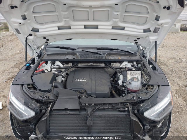WA1AAAFY9R2063792 Audi Q5 Komfort 45