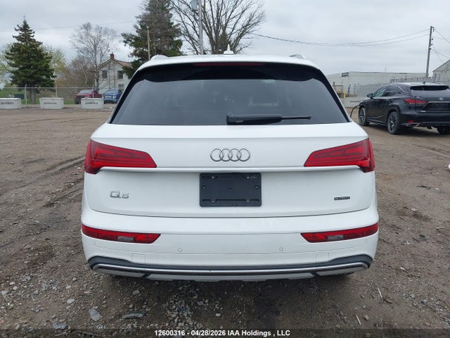 WA1AAAFY9R2063792 Audi Q5 Komfort 45