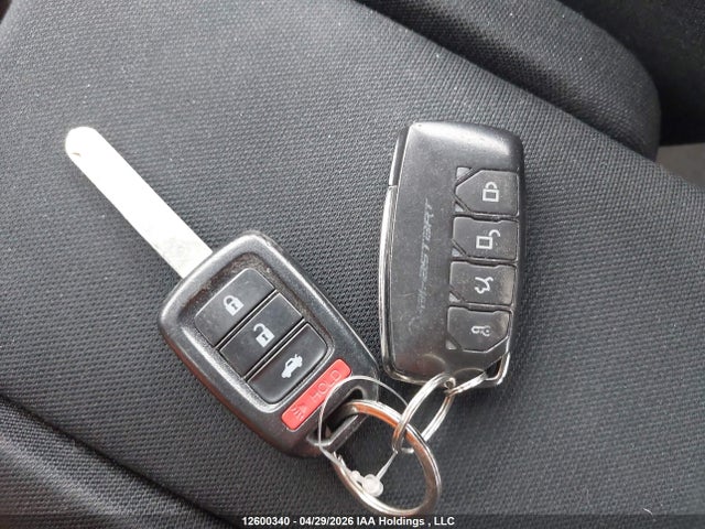 Продажа на аукционе авто 2017 Honda Civic Lx, vin: 2HGFC2F56HH019421, номер лота: 12600340