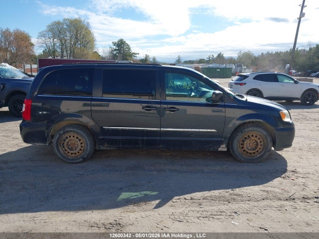Продажа на аукционе авто 2014 Chrysler Town & Country Touring-l, vin: 2C4RC1CGXER118261, номер лота: 12600342