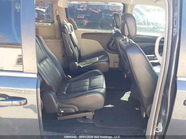 Продажа на аукционе авто 2014 Chrysler Town & Country Touring-l, vin: 2C4RC1CGXER118261, номер лота: 12600342