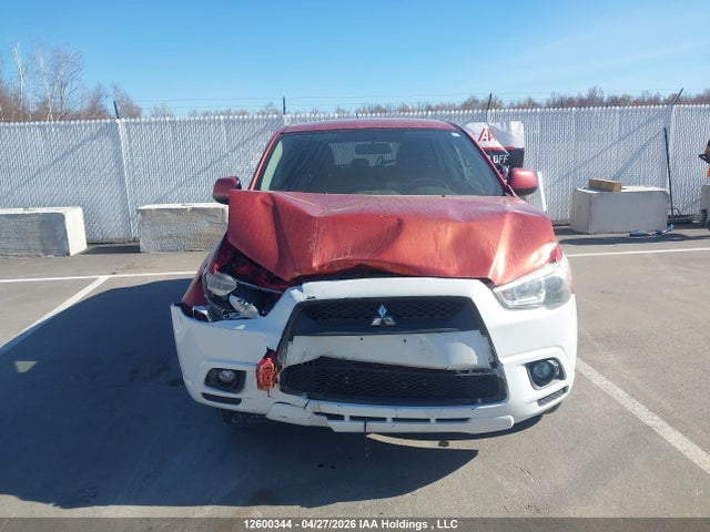 12600344 :رقم المزاد ، JA4AH3AU5BZ603194 vin ، 2011 Mitsubishi Rvr Se مزاد بيع