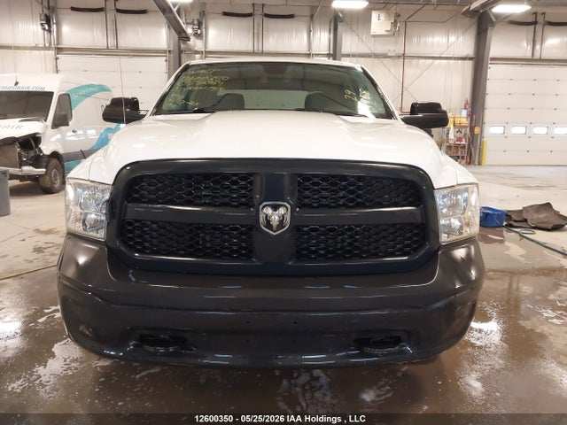 12600350 :رقم المزاد ، 1C6RR7KT5MS552964 vin ، 2021 Ram 1500 Classic Tradesman مزاد بيع
