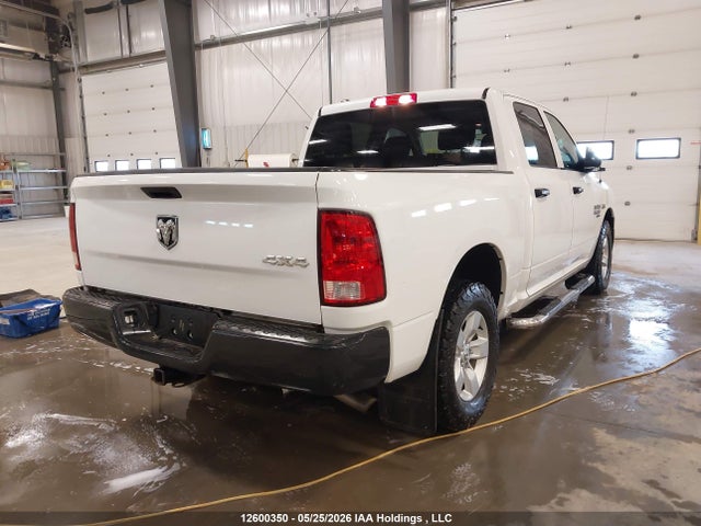 12600350 :رقم المزاد ، 1C6RR7KT5MS552964 vin ، 2021 Ram 1500 Classic Tradesman مزاد بيع