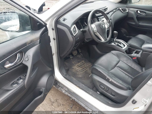 2015 Nissan Rogue მანქანა იყიდება აუქციონზე, vin: 5N1AT2MV4FC863156, აუქციონის ნომერი: 12587965