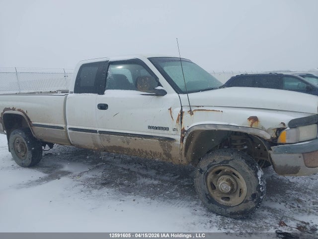 12591605 :رقم المزاد ، 3B7KF22Z2WG135659 vin ، 1998 Dodge Power Ram 2500 St مزاد بيع