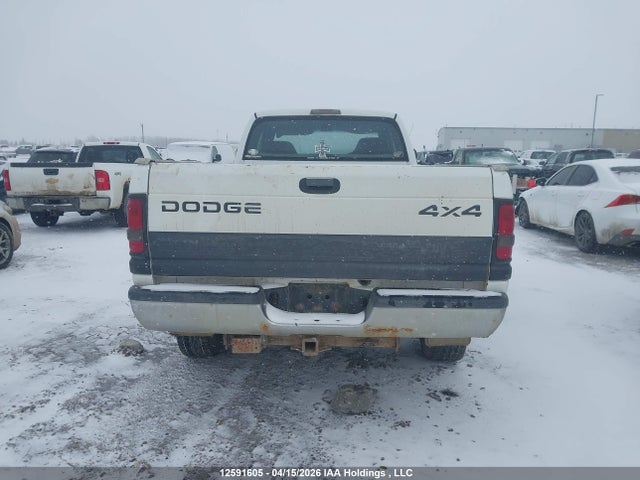 12591605 :رقم المزاد ، 3B7KF22Z2WG135659 vin ، 1998 Dodge Power Ram 2500 St مزاد بيع