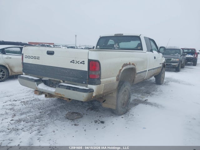 12591605 :رقم المزاد ، 3B7KF22Z2WG135659 vin ، 1998 Dodge Power Ram 2500 St مزاد بيع