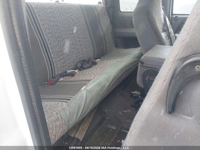 12591605 :رقم المزاد ، 3B7KF22Z2WG135659 vin ، 1998 Dodge Power Ram 2500 St مزاد بيع
