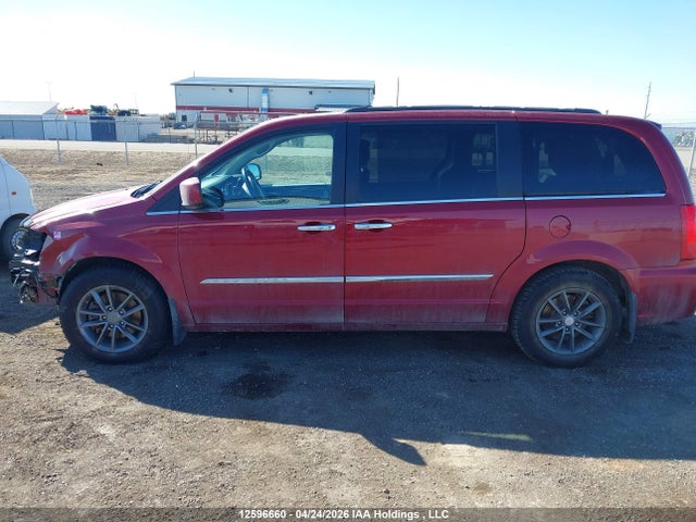 2014 Chrysler Town & Country Touring მანქანა იყიდება აუქციონზე, vin: 2C4RC1CGXER476394, აუქციონის ნომერი: 12596660