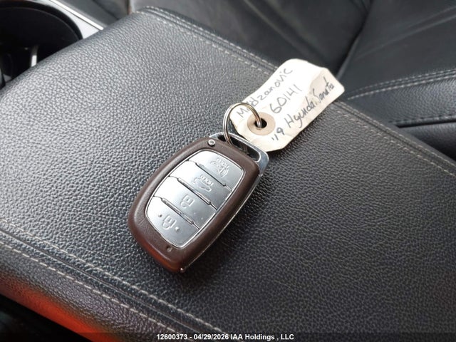 Продаж на аукціоні авто 2019 Hyundai Sonata Limited/sel/sport, vin: 5NPE34AF1KH731047, номер лоту: 12600373
