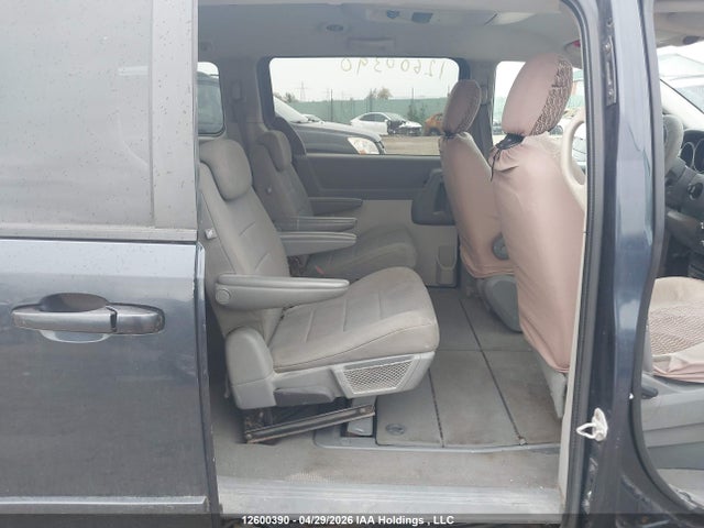 12600390 :رقم المزاد ، 2D8HN44H88R623316 vin ، 2008 Dodge Grand Caravan Se مزاد بيع