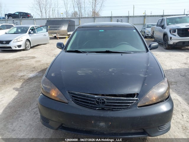 12600400 :رقم المزاد ، 4T1BE32K35U067858 vin ، 2005 Toyota Camry Le/xle/se مزاد بيع