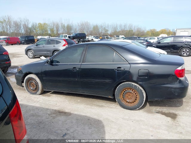 12600400 :رقم المزاد ، 4T1BE32K35U067858 vin ، 2005 Toyota Camry Le/xle/se مزاد بيع