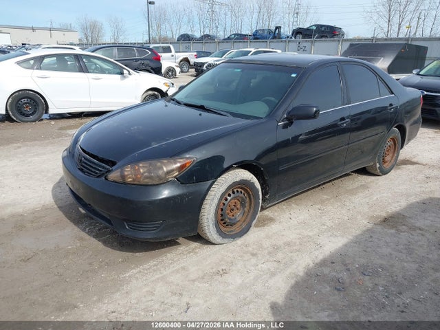 12600400 :رقم المزاد ، 4T1BE32K35U067858 vin ، 2005 Toyota Camry Le/xle/se مزاد بيع