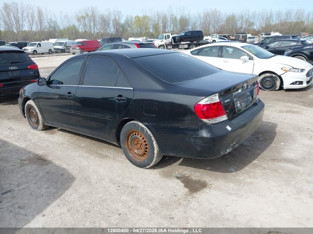 12600400 :رقم المزاد ، 4T1BE32K35U067858 vin ، 2005 Toyota Camry Le/xle/se مزاد بيع