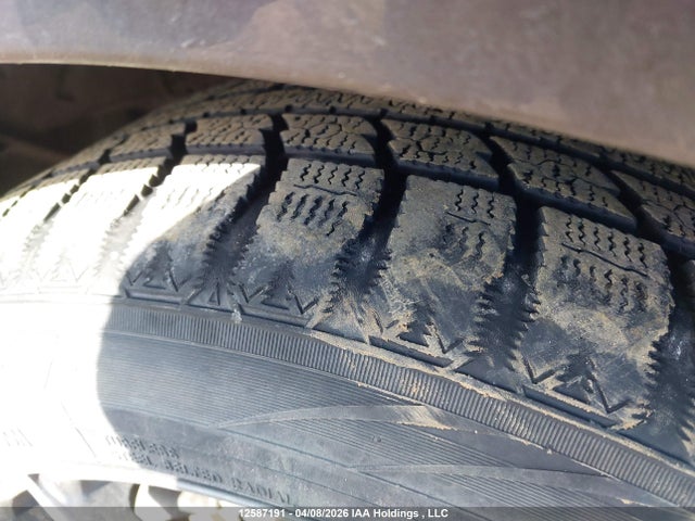 5TDXZ3DCXJS965411 Toyota Sienna Se 8-passenger