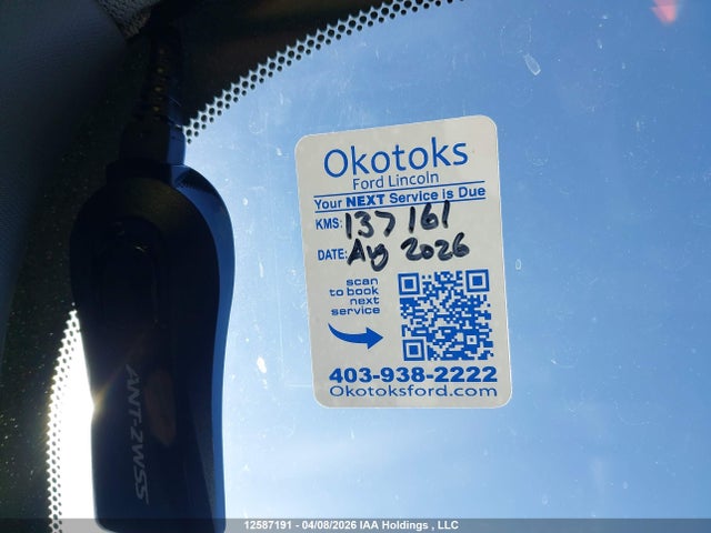 5TDXZ3DCXJS965411 Toyota Sienna Se 8-passenger