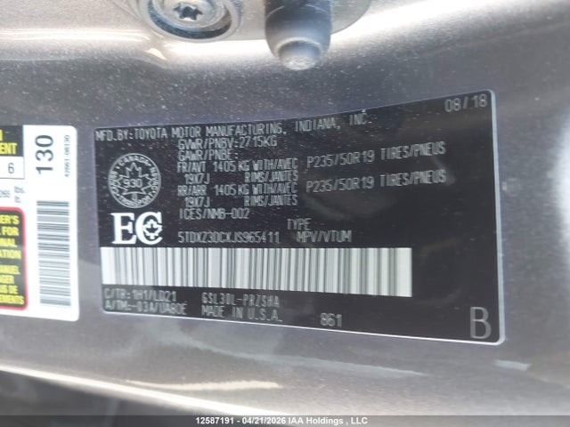 5TDXZ3DCXJS965411 Toyota Sienna Se 8-passenger