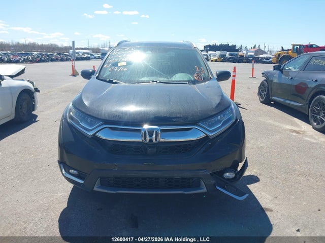 Продажа на аукционе авто 2018 Honda Cr-v Touring, vin: 2HKRW2H96JH106641, номер лота: 12600417